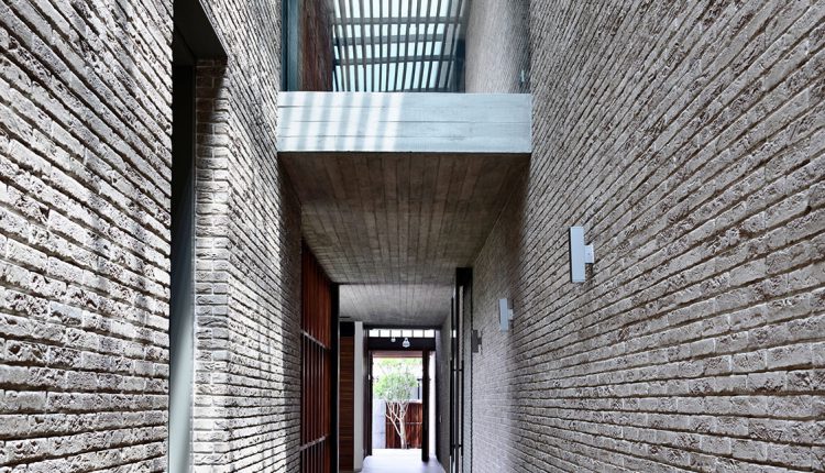 HYLA Architects-A Tale of Two Courts