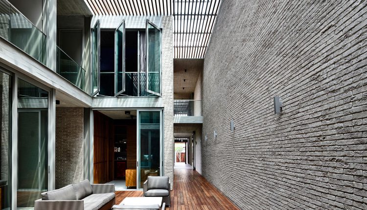 HYLA Architects-A Tale of Two Courts