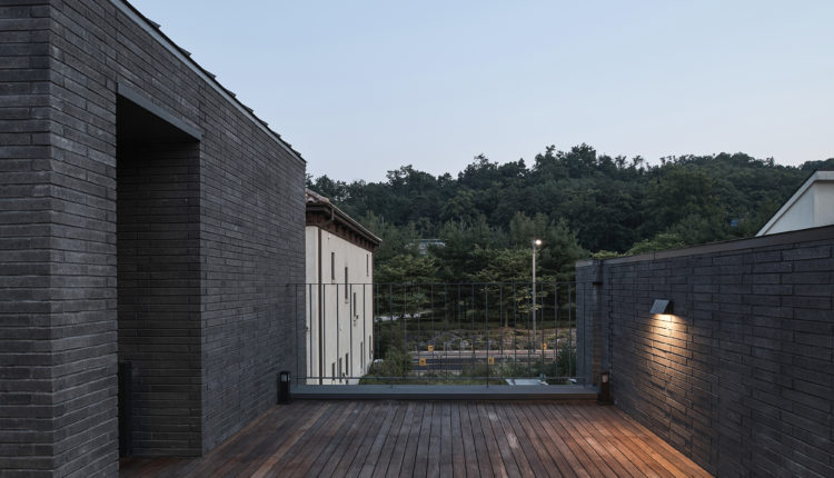 공장건축 gongjang architecture 흑정 Black Courtyard House