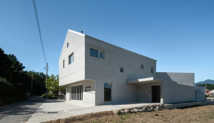 진하우스© Narrative Architects