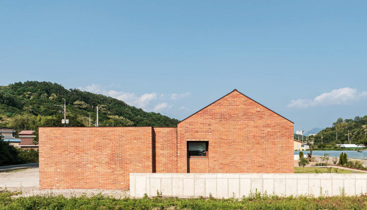 PLANO architects_Long Summer House_24