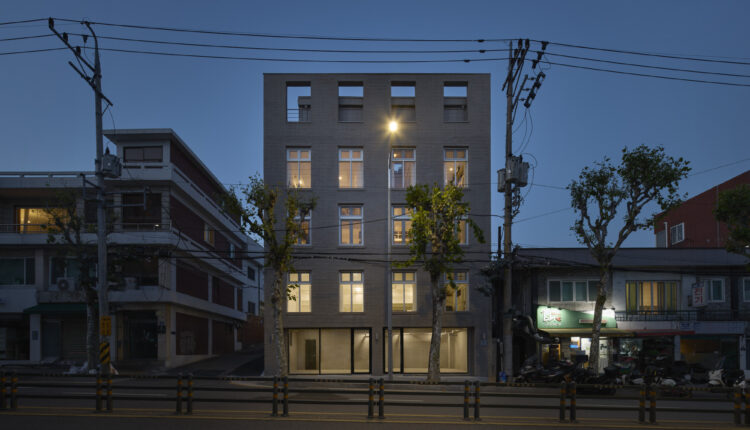 Layered House_BEEZY STUDIO-Hanbit Kim-04