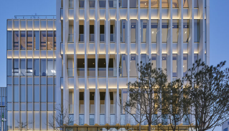 JOHO_Wave Louver Office Building-35