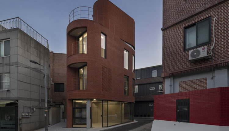 H2L_House in the Niche-05