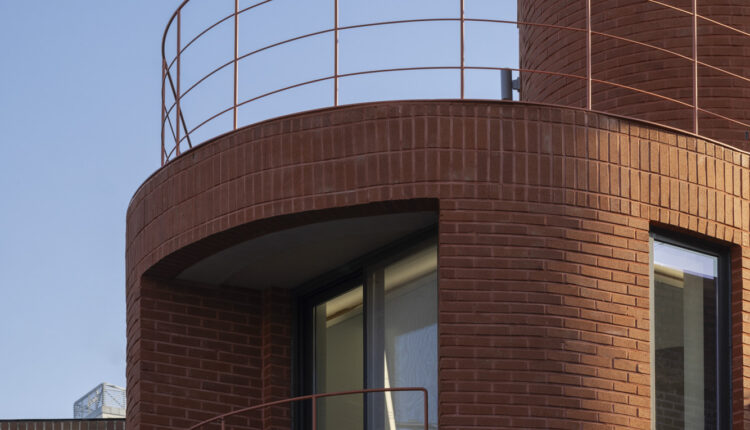 H2L_House in the Niche-10