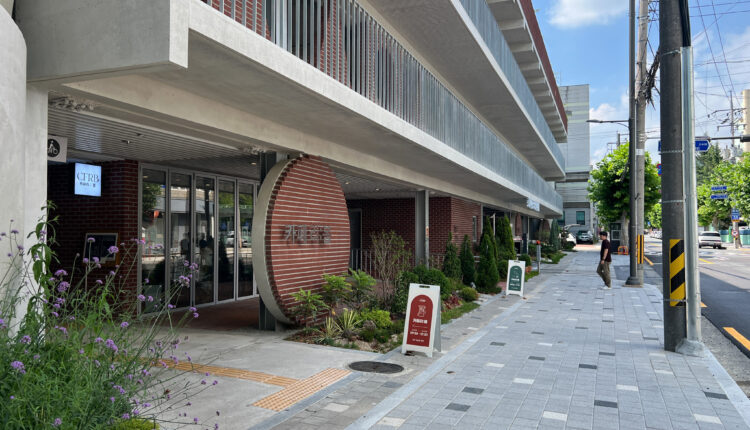 core-architects-jinju-parking-lot-26